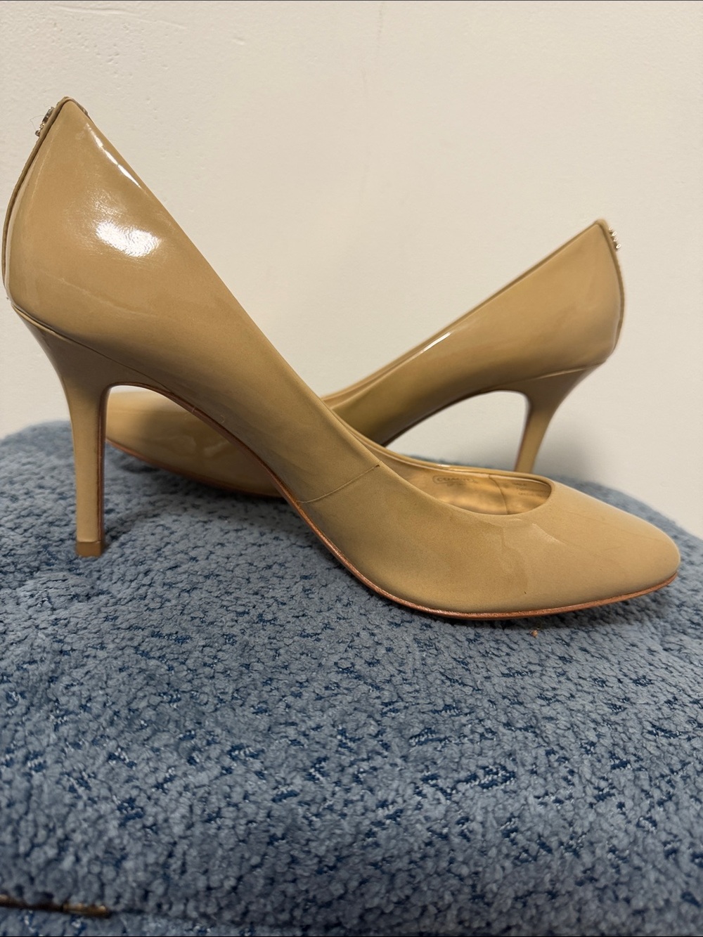 Coach Women's Beige Patent Leather Pumps - Picture 6 of 11